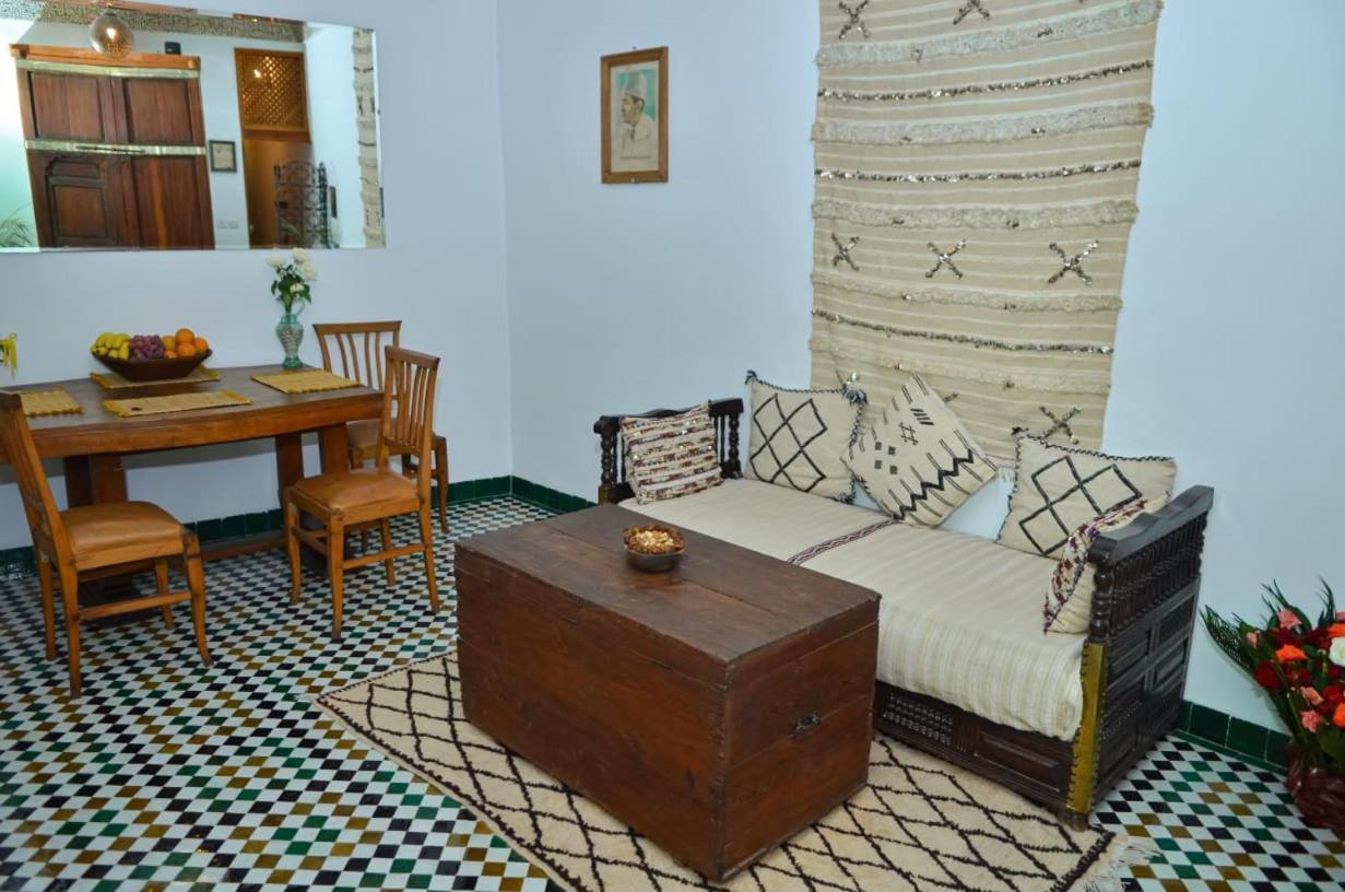 Appartement Khmissa Fez Esterno foto